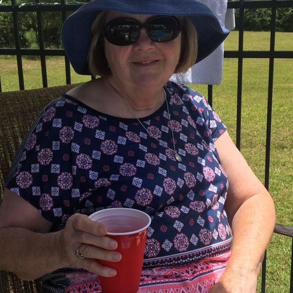 Meet your Posher, Diane - Picture 1 of 1